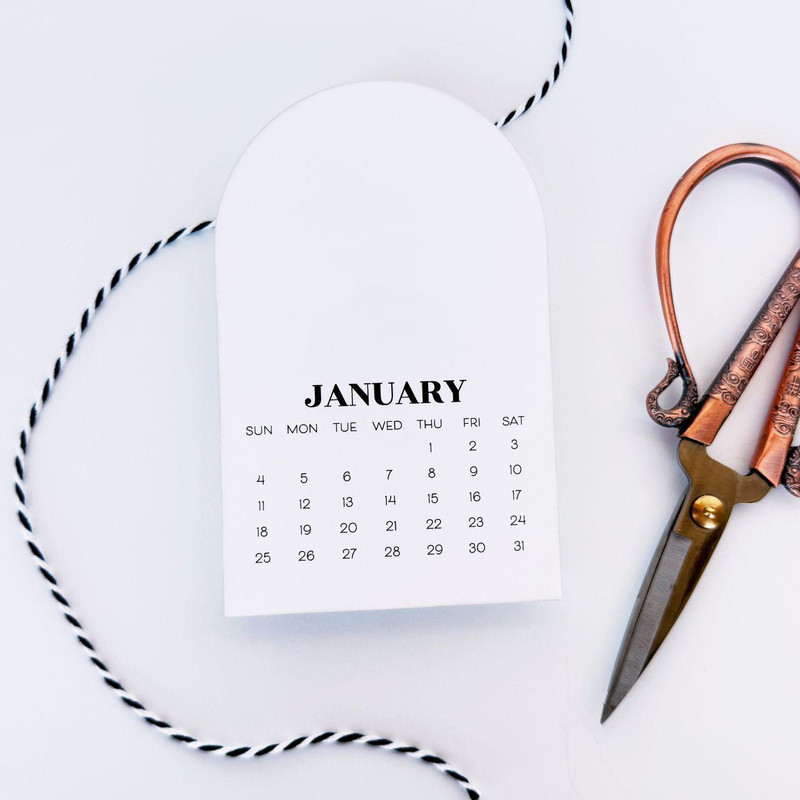 Taylored Expression - 2026 Arched Desk Calendar - Sugar Cube